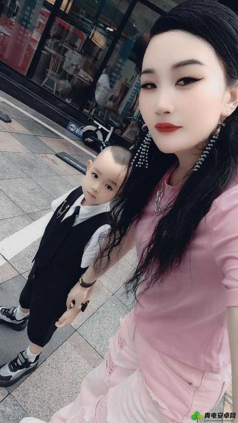 来吧儿子妈妈今天是你的人：一份特别的爱